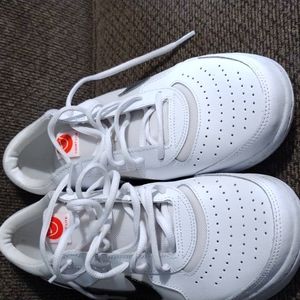 Nike zoom court lite